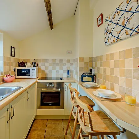 1 Bed In Wigton Oc-92218 *